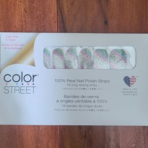 METAstrong - Color Street nail strips.